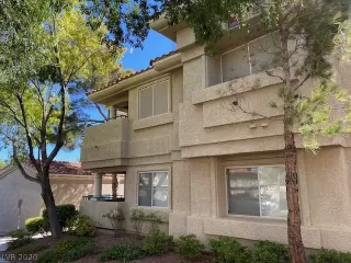 Photo #1: 2231709 Listing