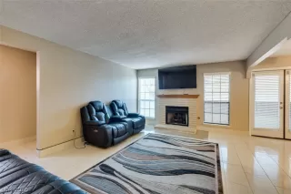 Photo #6: 2231758 Listing 