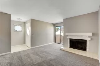 Photo #3: 2231801 Listing 