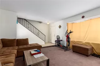 Photo #4: 2231863 Listing 