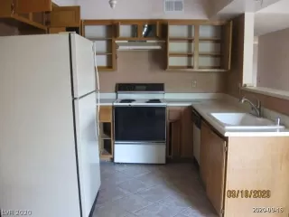 Photo #5: 2231871 Listing 