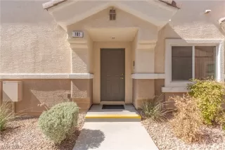 Photo #2: 2231886 Listing