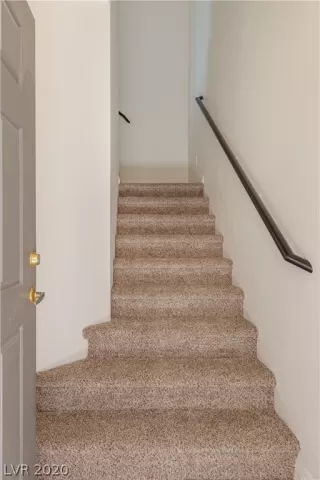 Photo #3: 2231886 Listing