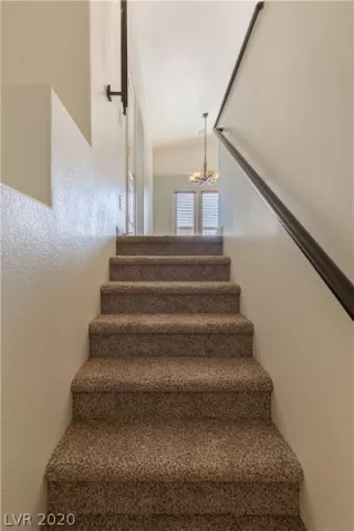 Photo #4: 2231886 Listing