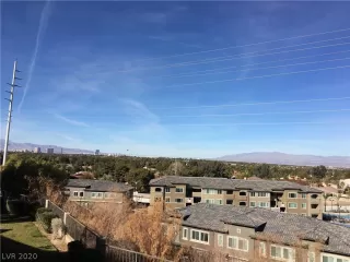 Photo #3: 2231922 Listing 