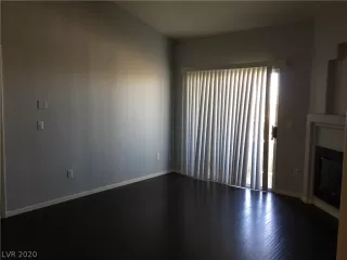 Photo #5: 2231922 Listing 