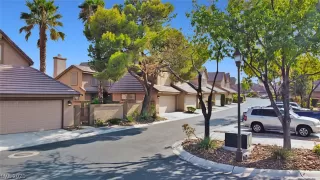 Photo #5: 2231929 Listing