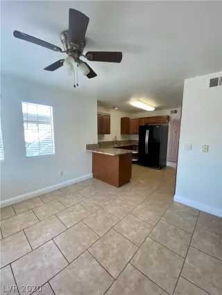 Photo #3: 2231931 Listing 