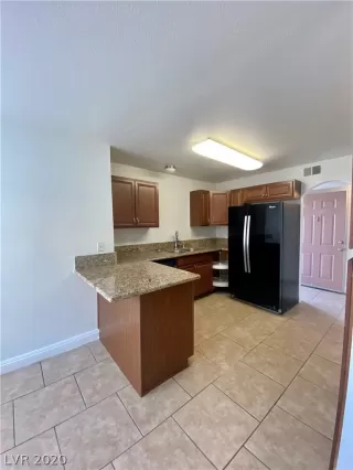 Photo #4: 2231931 Listing 