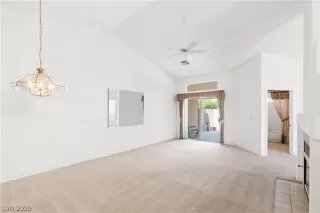 Photo #4: 2231960 Listing 