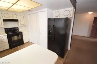 Photo #4: 2231996 Listing