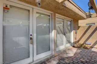 Photo #4: 2232016 Listing