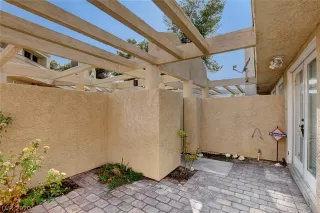 Photo #6: 2232016 Listing