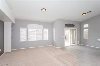 Photo #4: 2232021 Listing