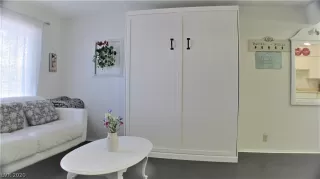 Photo #2: 2232109 Listing