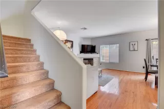 Photo #6: 2232136 Listing