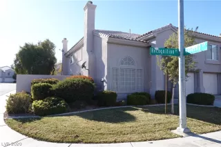 Photo #2: 2232161 Listing 