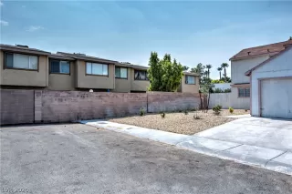 Photo #1: 2232182 Listing