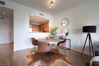 Photo #4: 2232250 Listing