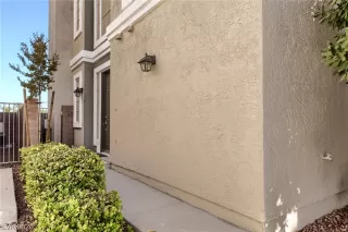 Photo #2: 2232279 Listing 