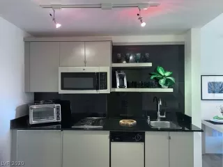 Photo #2: 2232281 Listing 