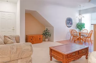 Photo #3: 2232284 Listing 