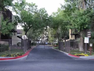 Photo #1: 2232366 Listing