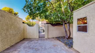 Photo #2: 2232366 Listing