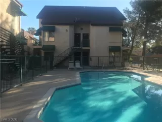 Photo #3: 2232369 Listing 