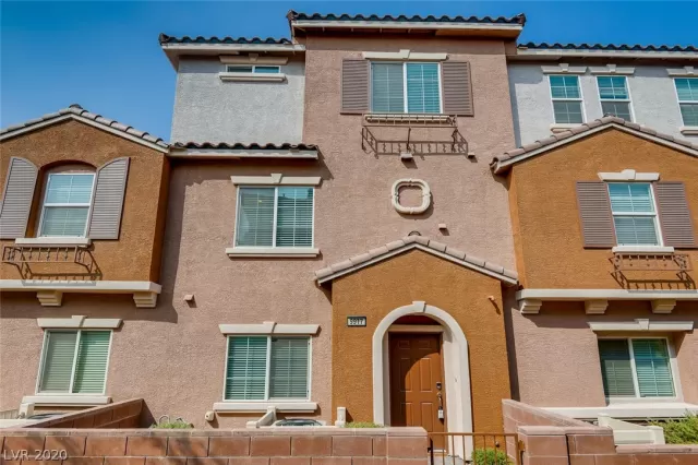 MLS: 2232376 Condo For Sale