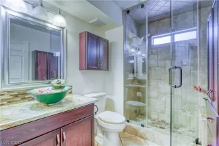 Photo #2: 2232404 Listing 