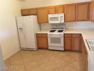 Photo #4: 2232419 Listing 