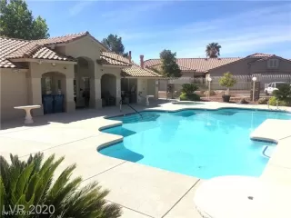 Photo #6: 2232419 Listing 