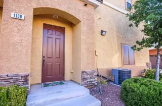 Photo #2: 2232476 Listing