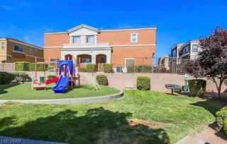 Photo #5: 2232476 Listing