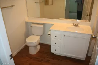 Photo #5: 2232520 Listing