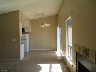 Photo #1: 2232548 Listing