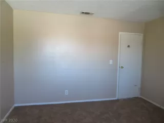 Photo #2: 2232548 Listing