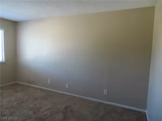 Photo #3: 2232548 Listing