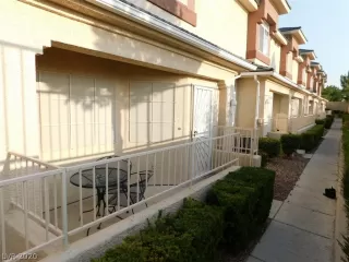 Photo #3: 2232608 Listing