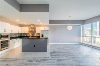 Photo #3: 2232634 Listing
