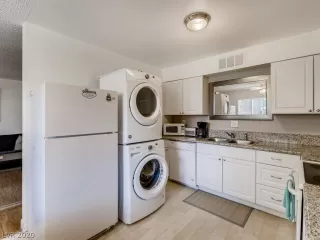 Photo #1: 2232635 Listing