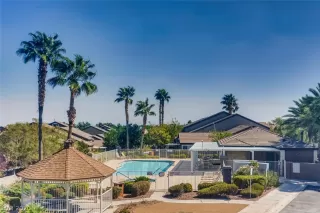 Photo #2: 2232638 Listing 