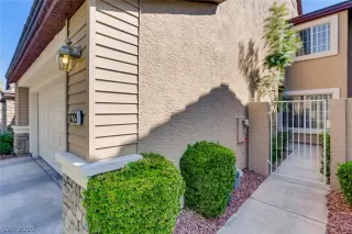 Photo #3: 2232638 Listing 
