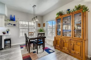 Photo #3: 2232662 Listing