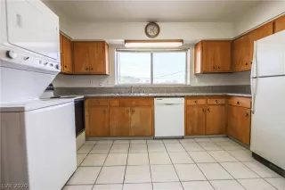 Photo #1: 2232670 Listing