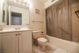 Photo #6: 2232670 Listing