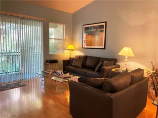 Photo #1: 2232719 Listing