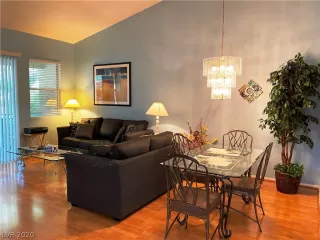 Photo #6: 2232719 Listing