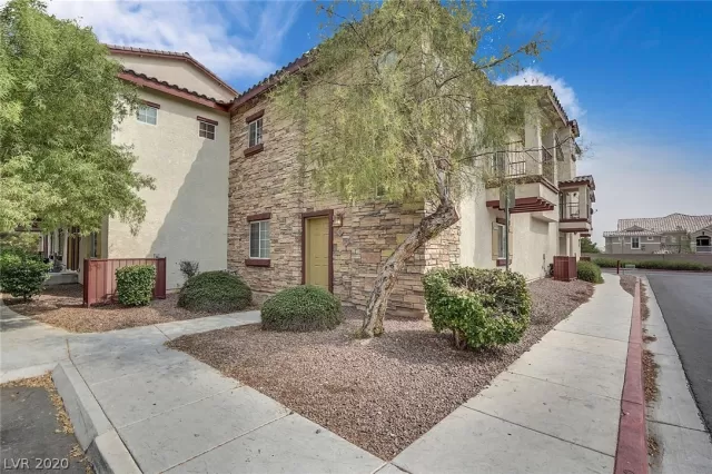 MLS: 2232744 Condo For Sale